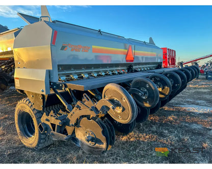 CrustBuster 4750 All Plant 50’ Drill 10’’ Spacing Mechanical Drive Drills and Seeders