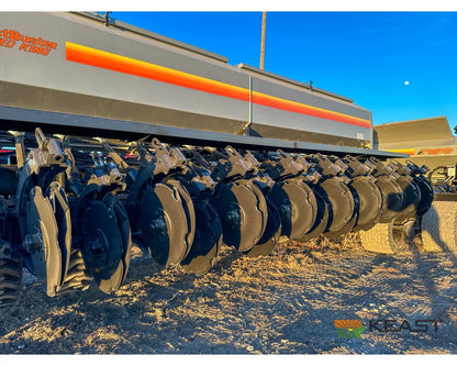 CrustBuster 4750 All Plant 50’ Drill 10’’ Spacing Mechanical Drive Drills and Seeders