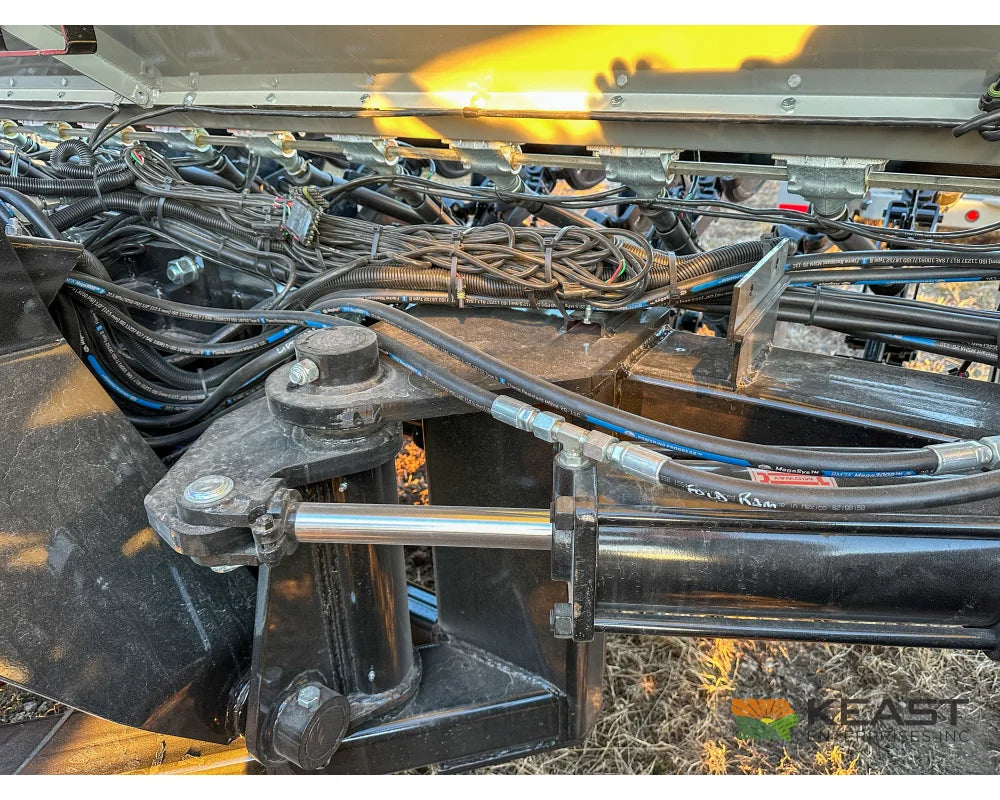 CrustBuster 4750 All Plant 50’ Drill 10’’ Spacing Mechanical Drive Drills and Seeders