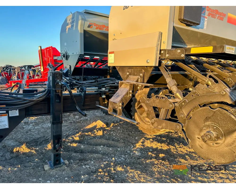 CrustBuster 4750 All Plant 50’ Drill 10’’ Spacing Mechanical Drive Drills and Seeders