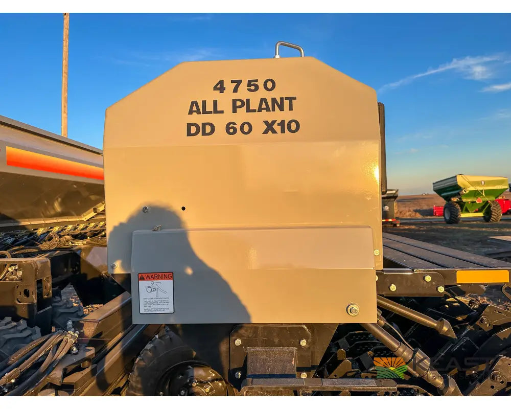 CrustBuster 4750 All Plant 50’ Drill 10’’ Spacing Mechanical Drive Drills and Seeders