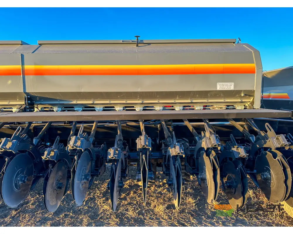 CrustBuster 4750 All Plant 50’ Drill 10’’ Spacing Mechanical Drive Drills and Seeders