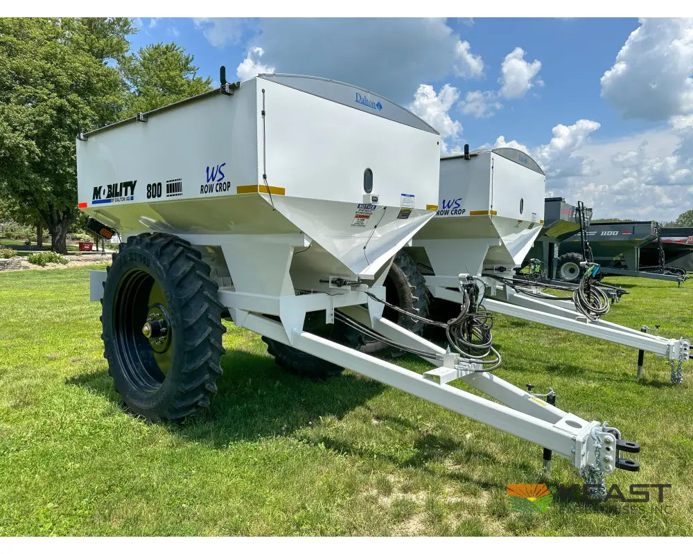 Dalton Mobility 800 Fertilizer Spreader - 8-Ton Capacity Ground & Hydraulic Drive Fertilizer Spreaders