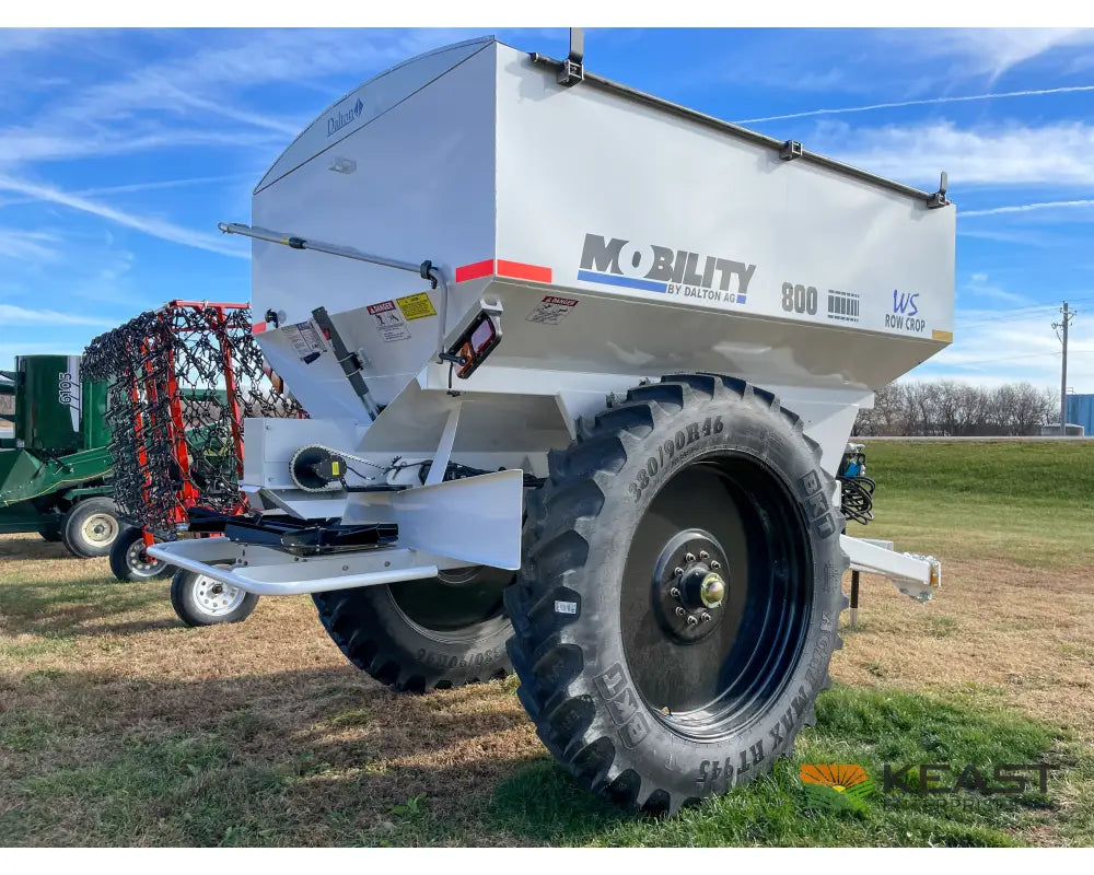 Dalton Mobility 800 Fertilizer Spreader - 8-Ton Capacity Rate Control Module Scales Fertilizer Spreaders