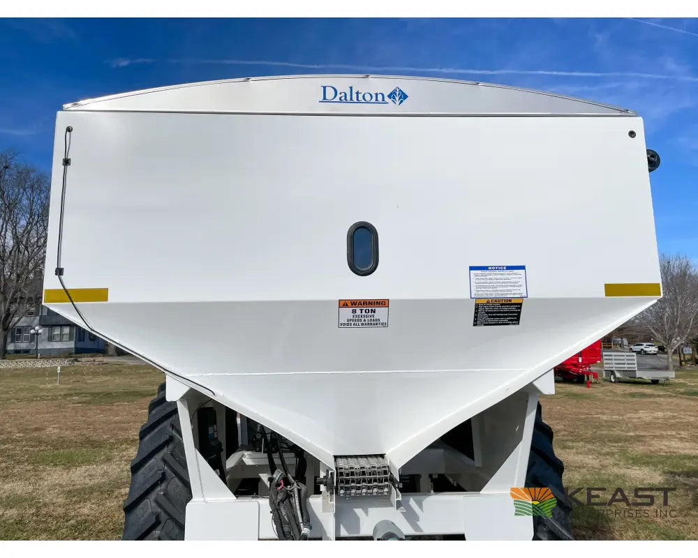 Dalton Mobility 800 Fertilizer Spreader - 8-Ton Capacity Rate Control Module Scales Fertilizer Spreaders