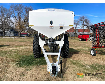 Dalton Mobility 800 Fertilizer Spreader - 8-Ton Capacity Rate Control Module Scales Fertilizer Spreaders