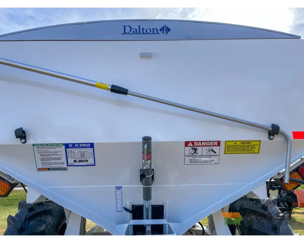 Dalton Mobility 800 Fertilizer Spreader - 8-Ton Capacity Rate Control Module Scales Fertilizer Spreaders