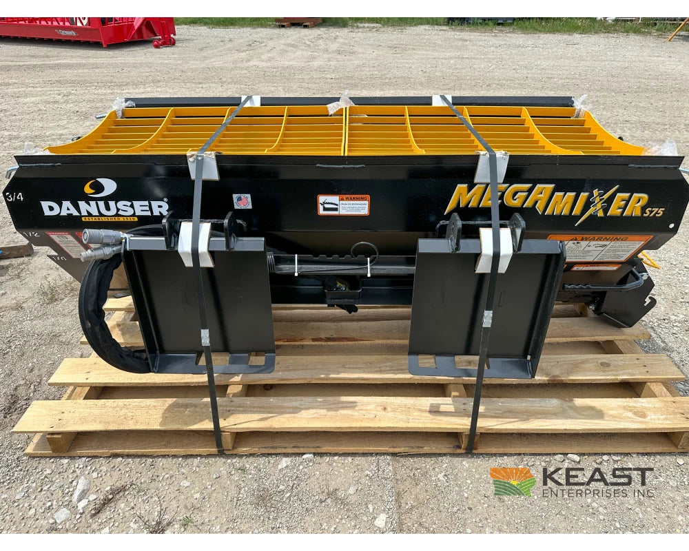 Danuser Mega Mixer Mixing Bucket - 3/4 Yard Capacity 8’’ Auger Skid Steer Mount S75 Mixing Bucket
