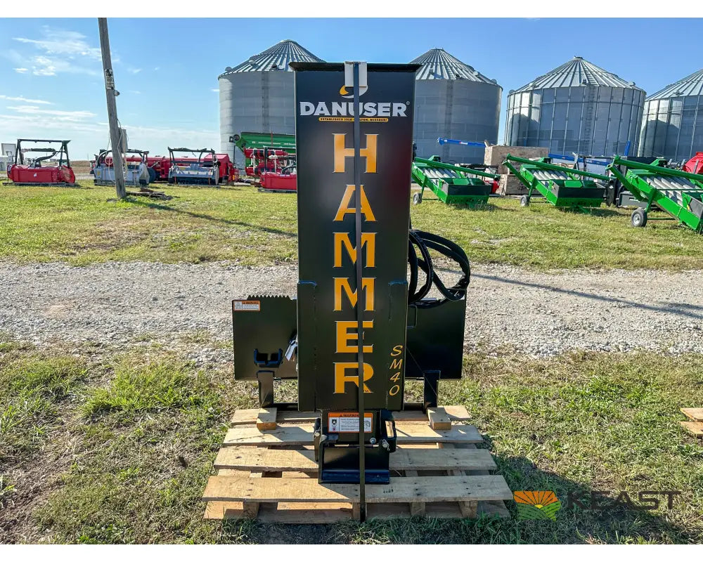 Danuser SM40 Post Driver 40’’ Stroke 96’’ Hoses 300 lb Hammer Skid Steer Mount Post Drivers