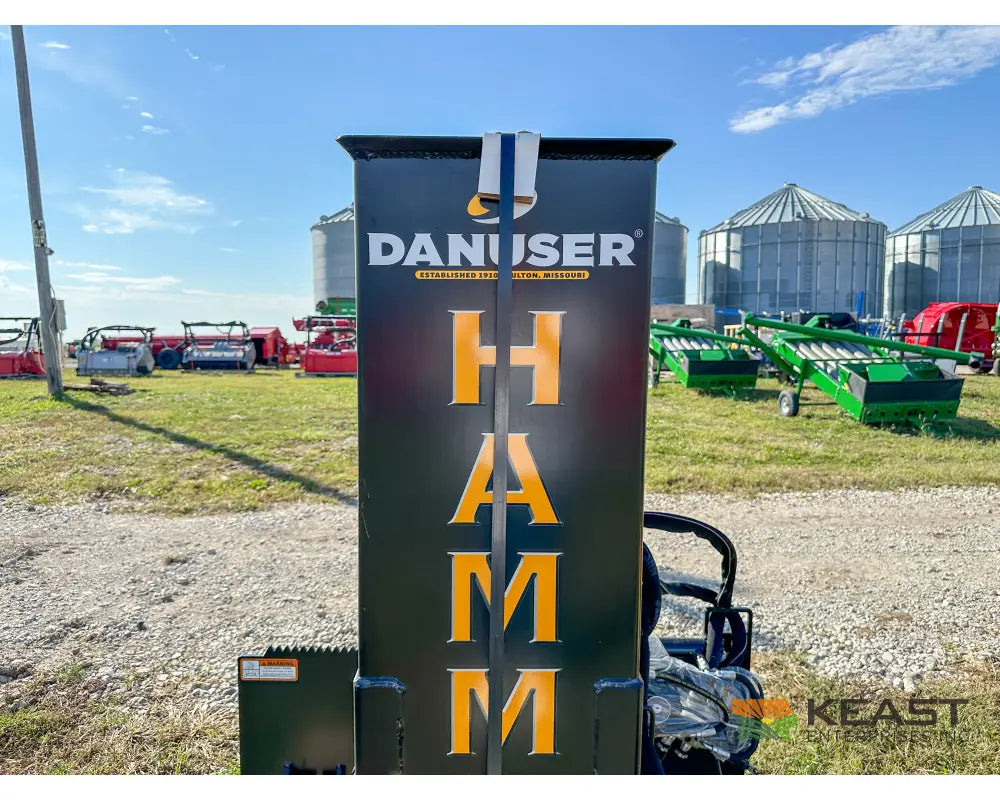 Danuser SM40 Post Driver Hyd Tilt Grapple 40’’ Stroke 96’’ Hoses 300 lb Hammer Skid Steer Mount Post Drivers