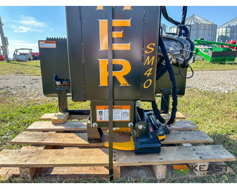 Danuser SM40 Post Driver Hyd Tilt Grapple 40’’ Stroke 96’’ Hoses 300 lb Hammer Skid Steer Mount Post Drivers