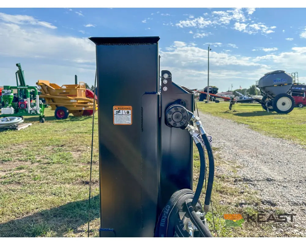 Danuser SM40 Post Driver Hyd Tilt Grapple 40’’ Stroke 96’’ Hoses 300 lb Hammer Skid Steer Mount Post Drivers