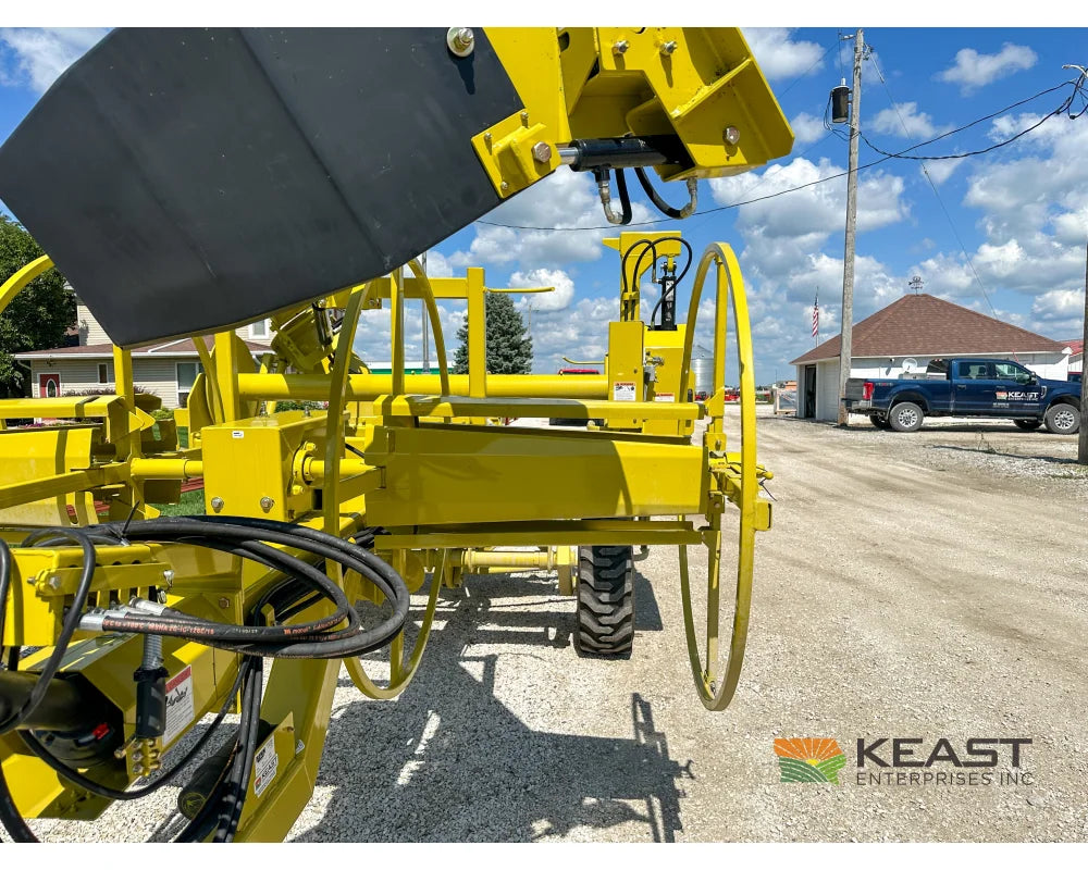 Degelman Renn 1014LS Grain Bag Unloader Hydraulic Bag Collection 9’ & 10’ Bags Grain Bag Unloaders