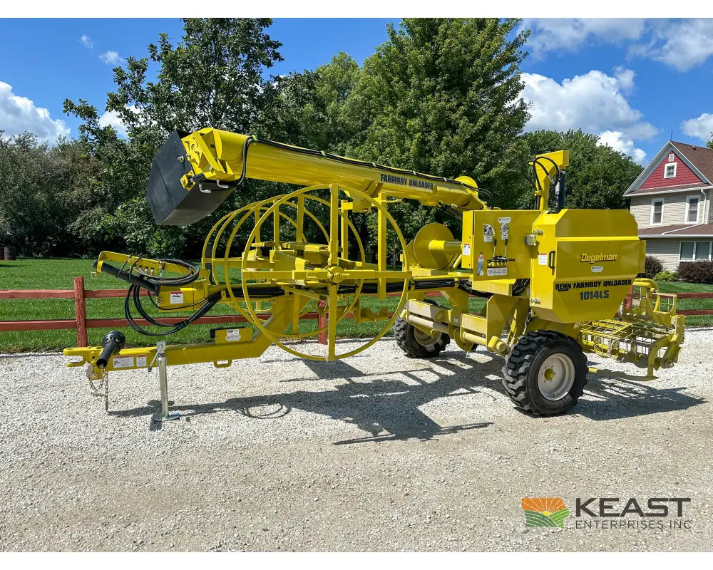 Degelman Renn 1014LS Grain Bag Unloader Hydraulic Bag Collection 9’ & 10’ Bags Grain Bag Unloaders