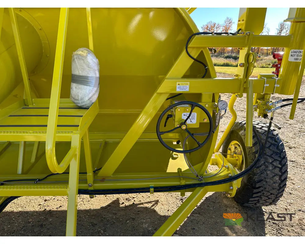 Renn RGB 1020C 10’ Grain Bagger - 20’’ Auger 8’X8’ Hopper Bag Winch Grain Baggers