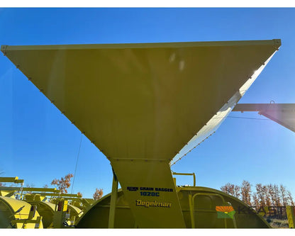 Renn RGB 1020C 10’ Grain Bagger - 20’’ Auger 8’X8’ Hopper Bag Winch Grain Baggers