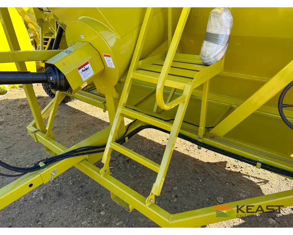 Renn RGB 1020C 10’ Grain Bagger - 20’’ Auger 8’X8’ Hopper Bag Winch Grain Baggers