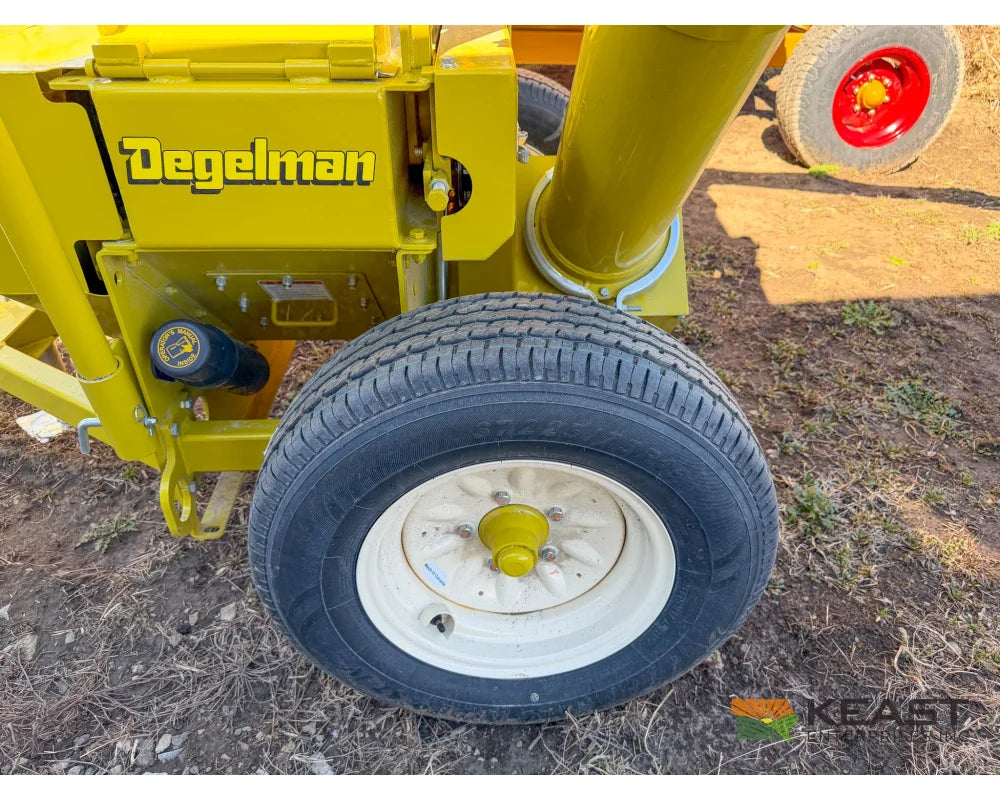 Degelman Renn RMC12 PTO Roller Mill 16’’ Rolls Discharge & Feed Augers Roller Mills