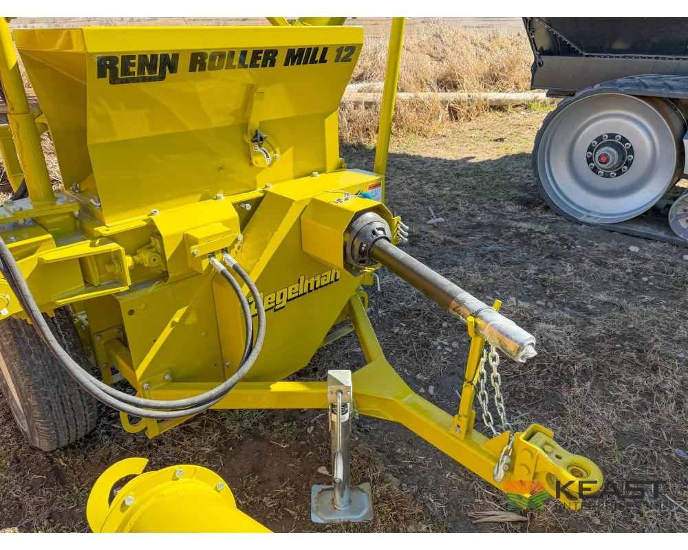 Degelman Renn RMC12 PTO Roller Mill 16’’ Rolls Discharge & Feed Augers Roller Mills