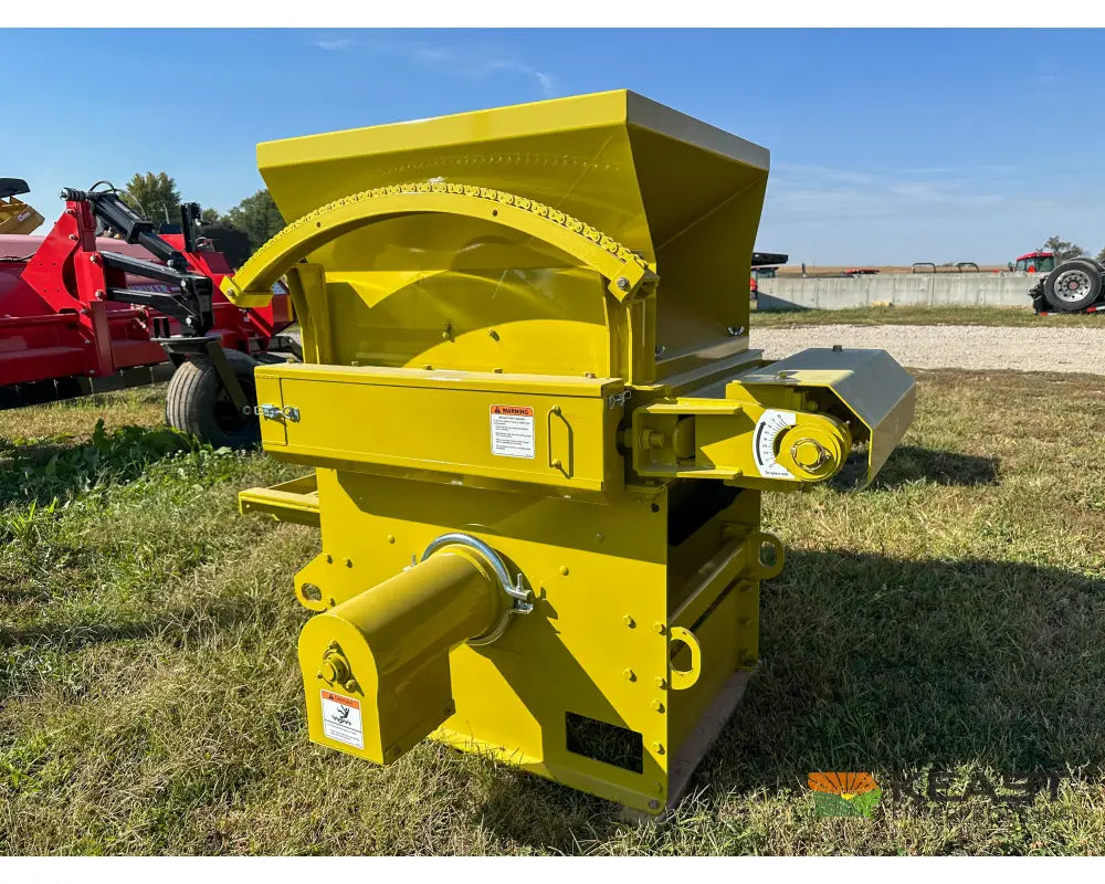 Degelman Renn RMC24 Electric Roller Mill 16’’x24’’ Rolls 25 HP Electric Motor Roller Mills