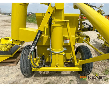 Degelman Renn RMC24 Roller Mill - 16’’x24’’ Rolls Feed Auger Discharge Auger Roller Mills