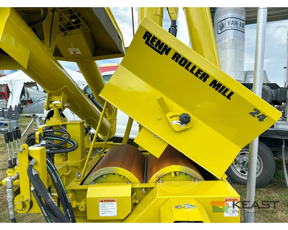 Degelman Renn RMC24 Roller Mill 16’’x24’’ Rolls Folding Feed Auger Discharge Auger Roller Mills