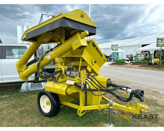 Degelman Renn RMC24 roller mill with folding feed auger