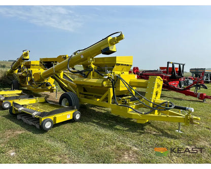 Degelman Renn RMC48 Roller Mill - PTO Drive Conveyor Discharge 16’’ x 48’’ Cast Rolls Roller Mills