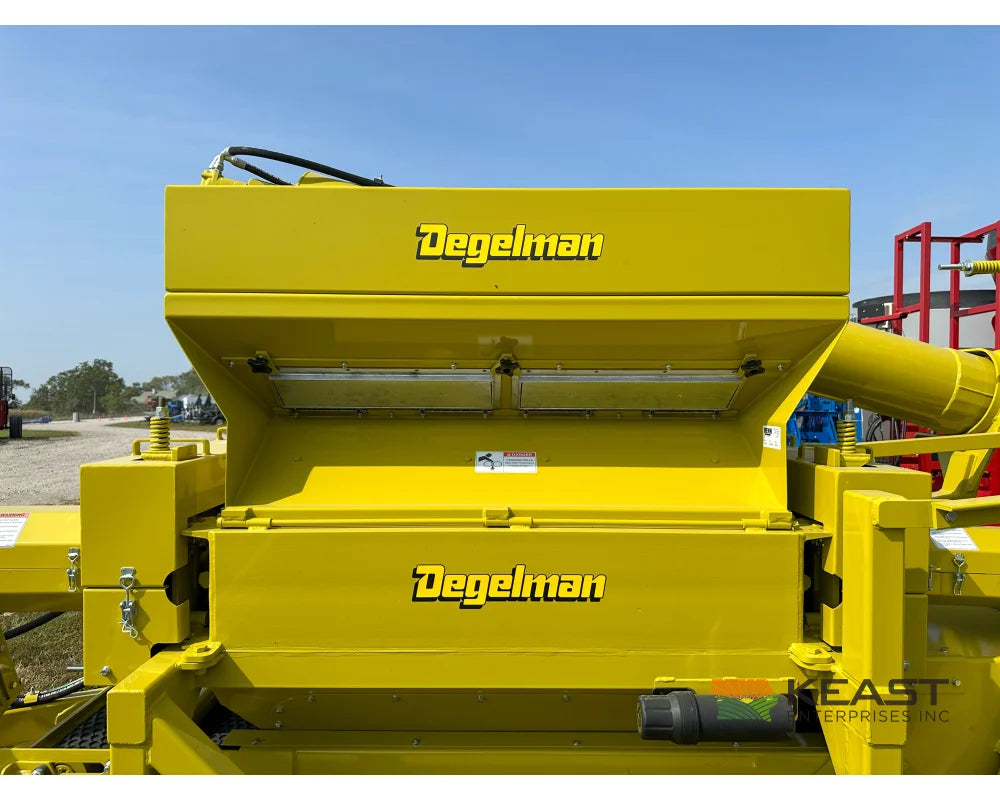 Degelman Renn RMC48 Roller Mill - PTO Drive Conveyor Discharge 16’’ x 48’’ Cast Rolls Roller Mills