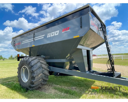 Demco 1100 Grain Cart