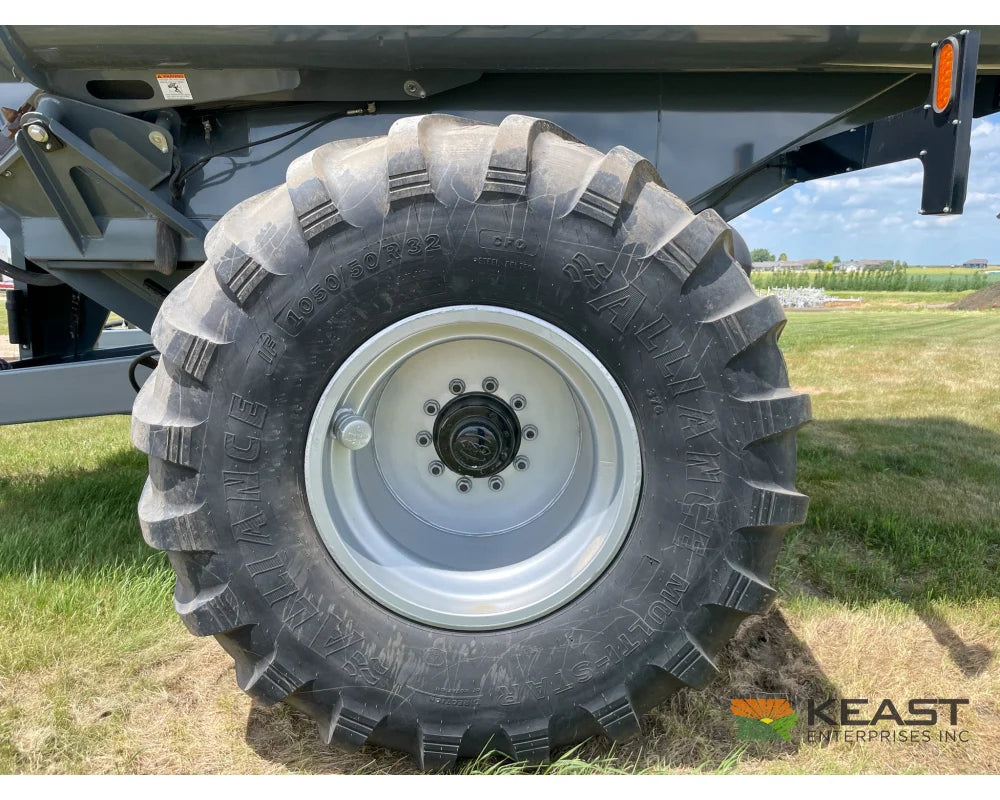Demco 1100 Grain Cart - 1,100 Bushel Capacity Scales Roll Tarp 1050 Tires Grain Carts