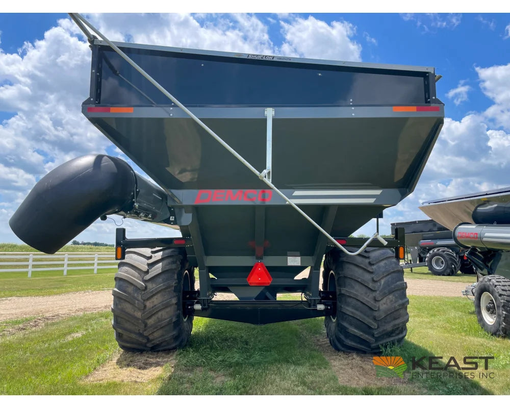 Demco 1100 Grain Cart - 1,100 Bushel Capacity Scales Roll Tarp 1050 Tires Grain Carts