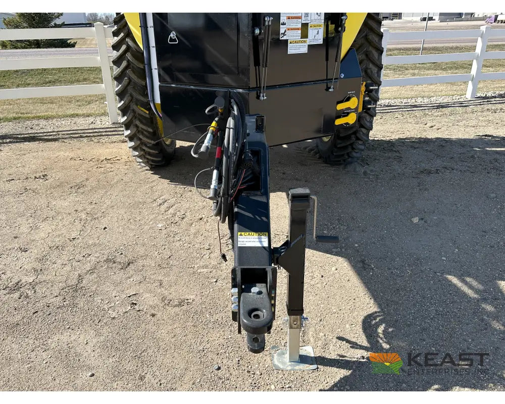 Demco 1250 Gallon Pull-Behind Field Sprayer 90’ Boom Ace Pump TeeJet Regulator Raven 450 Sprayers