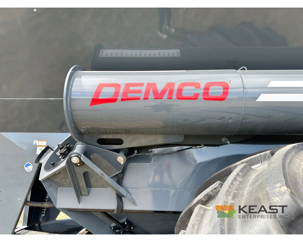 Demco 1300 Grain Cart 1,300 Bushel Capacity Scales Roll Tarp 1250 Tires Grain Carts