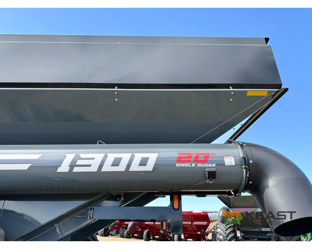 Demco 1300 Grain Cart 1,300 Bushel Capacity Scales Roll Tarp 1250 Tires Grain Carts