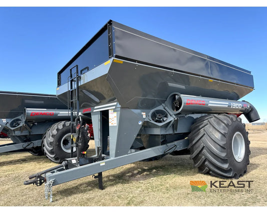 Demco 1300 Grain Cart