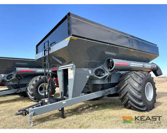 Demco 1300 Grain Cart 1,300 Bushel Capacity Scales Roll Tarp 1250 Tires Grain Carts