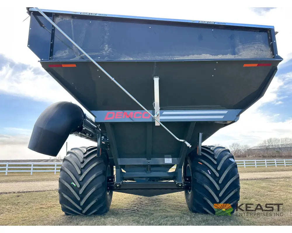 Demco 1500 Grain Cart 1,500 Bushel Capacity Roll Tarp 1250 Tires Grain Carts