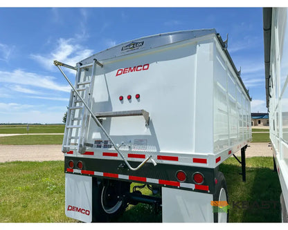 Demco 28’ Hopper Bottom Grain Trailer 765 Bushel Heaped Capacity Roll Tarp Grain Trailers