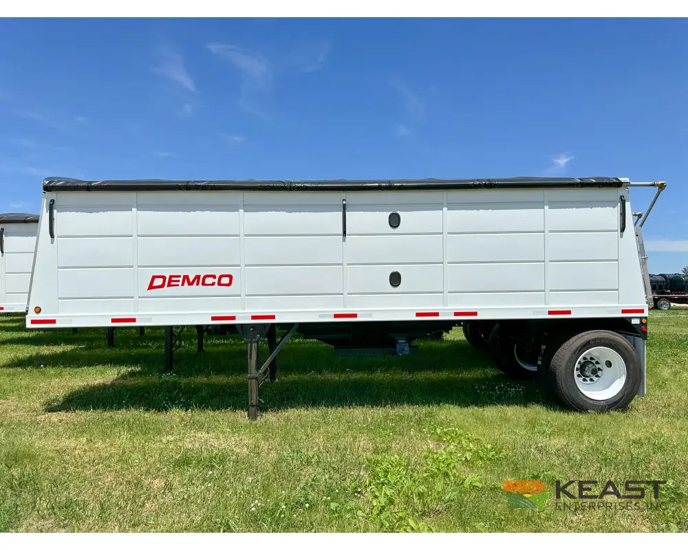 Demco 28’ Hopper Bottom Grain Trailer 765 Bushel Heaped Capacity Roll Tarp Grain Trailers