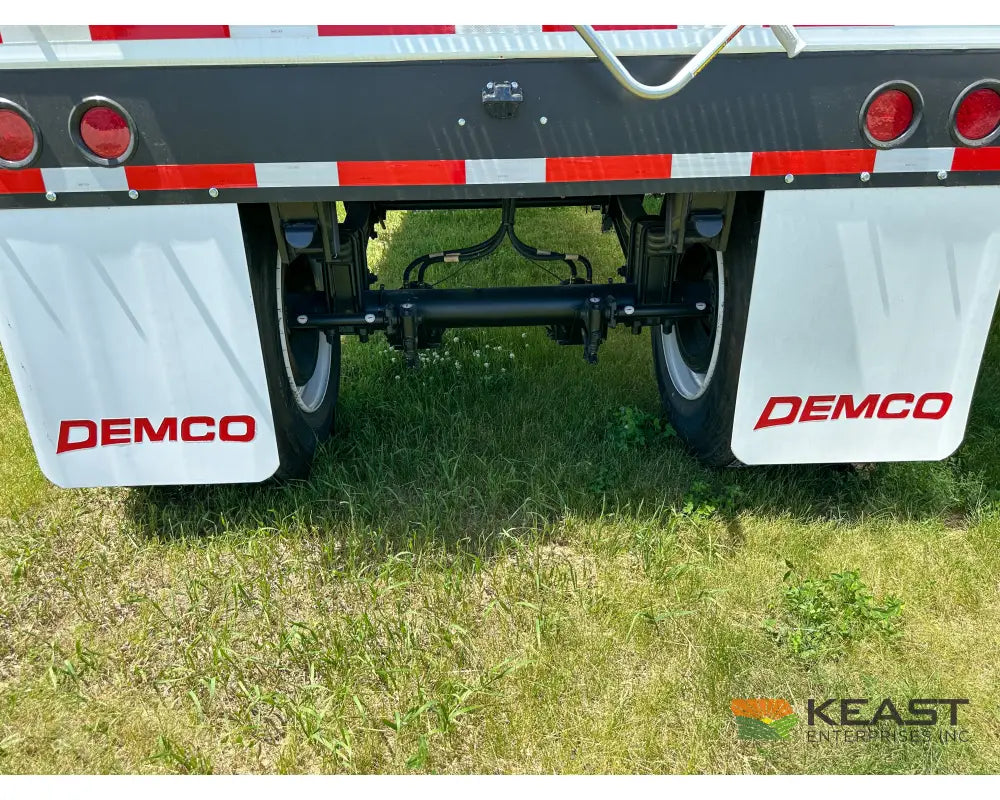 Demco 28’ Hopper Bottom Grain Trailer 765 Bushel Heaped Capacity Roll Tarp Grain Trailers