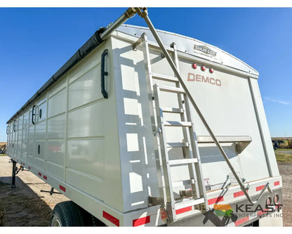 Demco 40’ Hopper Bottom Grain Trailer - 1,130 Bushel Heaped Capacity Roll Tarp Grain Trailers