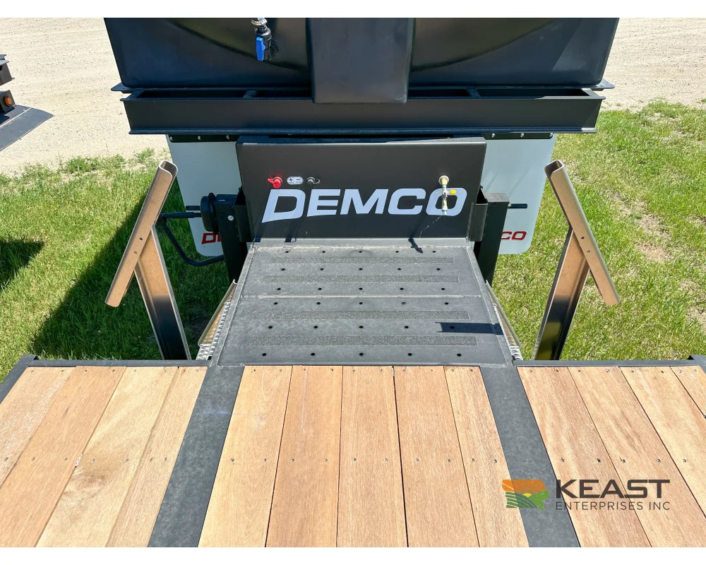 Demco 42’ Sprayer Liquid Tender Trailer - Dual 3,250 Gal Tanks 15’6’’ Deck Space Liquid Tender Trailers