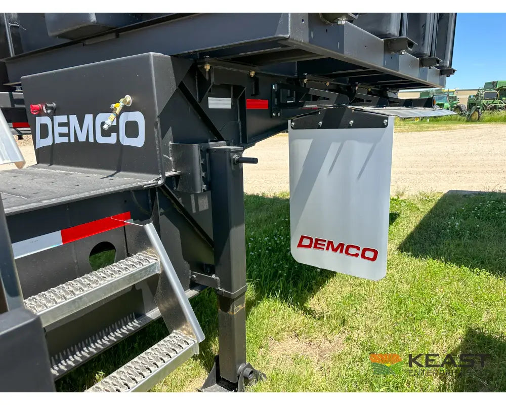 Demco 48’ Sprayer Liquid Tender Trailer Dual 3,250 Gal Tanks 21’ Deck Space Liquid Tender Trailers