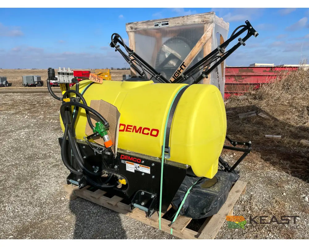 Demco RM200 200 Gallon Rear Mount Field Sprayer - 30’ Boom Electric Controls PTO Pump Sprayers