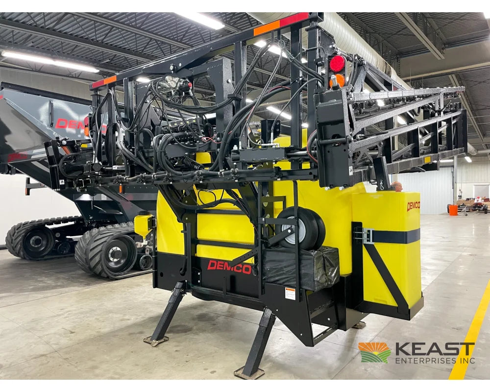 Demco RM600 Rear Mount 600 Gallon Sprayer 60’ Boom Ace Pump TeeJet 845 w/ GPS Speed Sprayers
