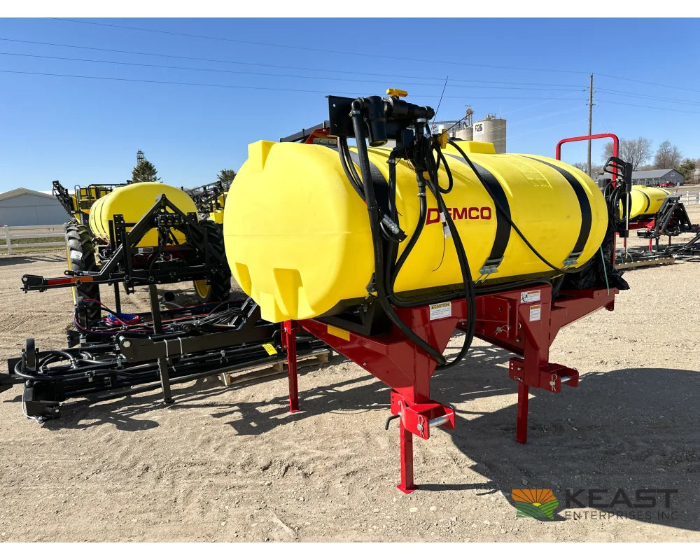 Demco RMLE 500 Rear Mount 500 Gallon Sprayer 45’ Boom Hypro Pump TeeJet 845 w/ GPS Speed Sprayers