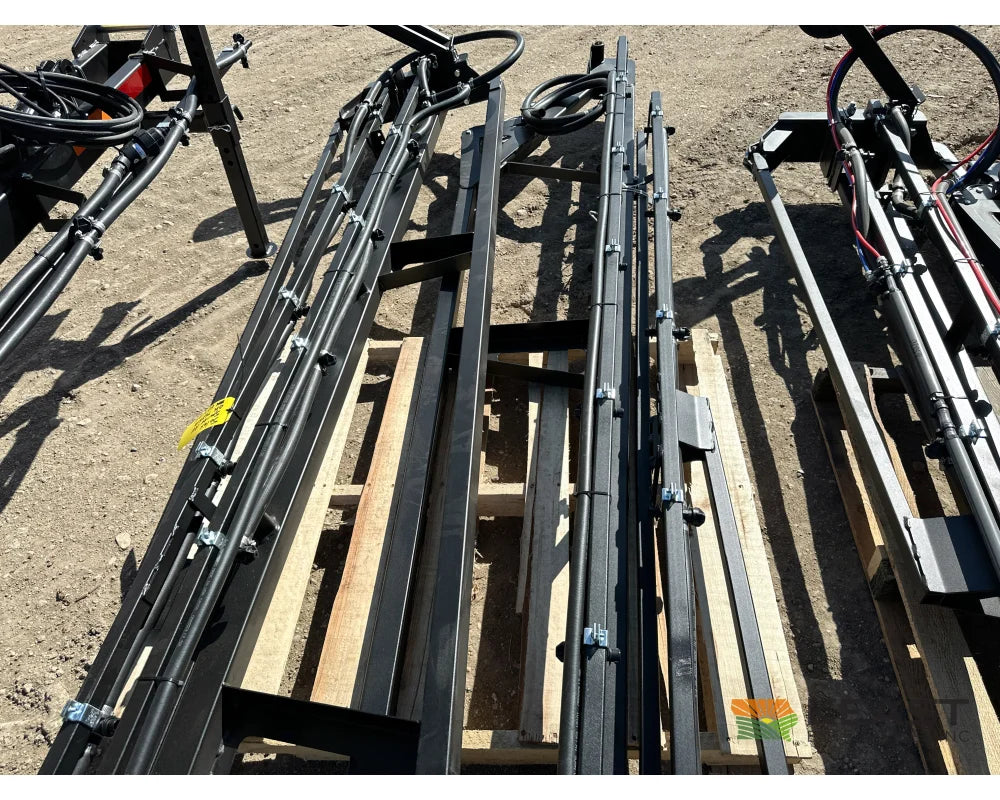 Demco RMLE 500 Rear Mount 500 Gallon Sprayer 45’ Boom Hypro Pump TeeJet 845 w/ GPS Speed Sprayers