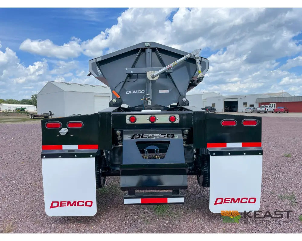 Demco Side Dump Trailer Triple Axle Air Ride 34’ Tub 128’’ Iowa Spread Axle Side Dump Trailers