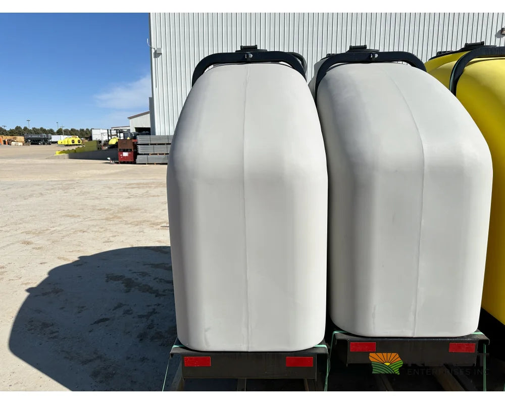 Demco SideQuest 1000 1,000 Gallon Side Mount Fertilizer Tank Fertilizer Tanks